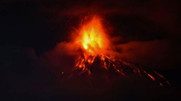 <p>Volcán de Fuego entra en fase más intensa: ordenan evacuaciones preventivas en Guatemala</p>Volcán de Fuego entra en fase más intensa: ordenan evacuaciones preventivas en Guatemala
