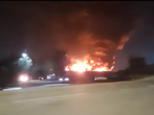 Incendio de gran magnitud afecta planta de Panimex en Quilicura: Bomberos declara tercera alarma
