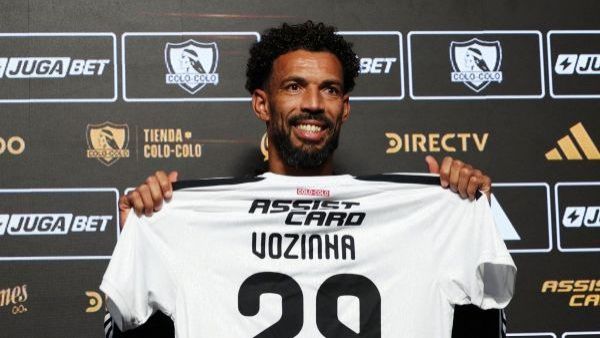 Vozinha no se guardó nada: así fue la recepción que le dio Arturo Vidal en Colo Colo
