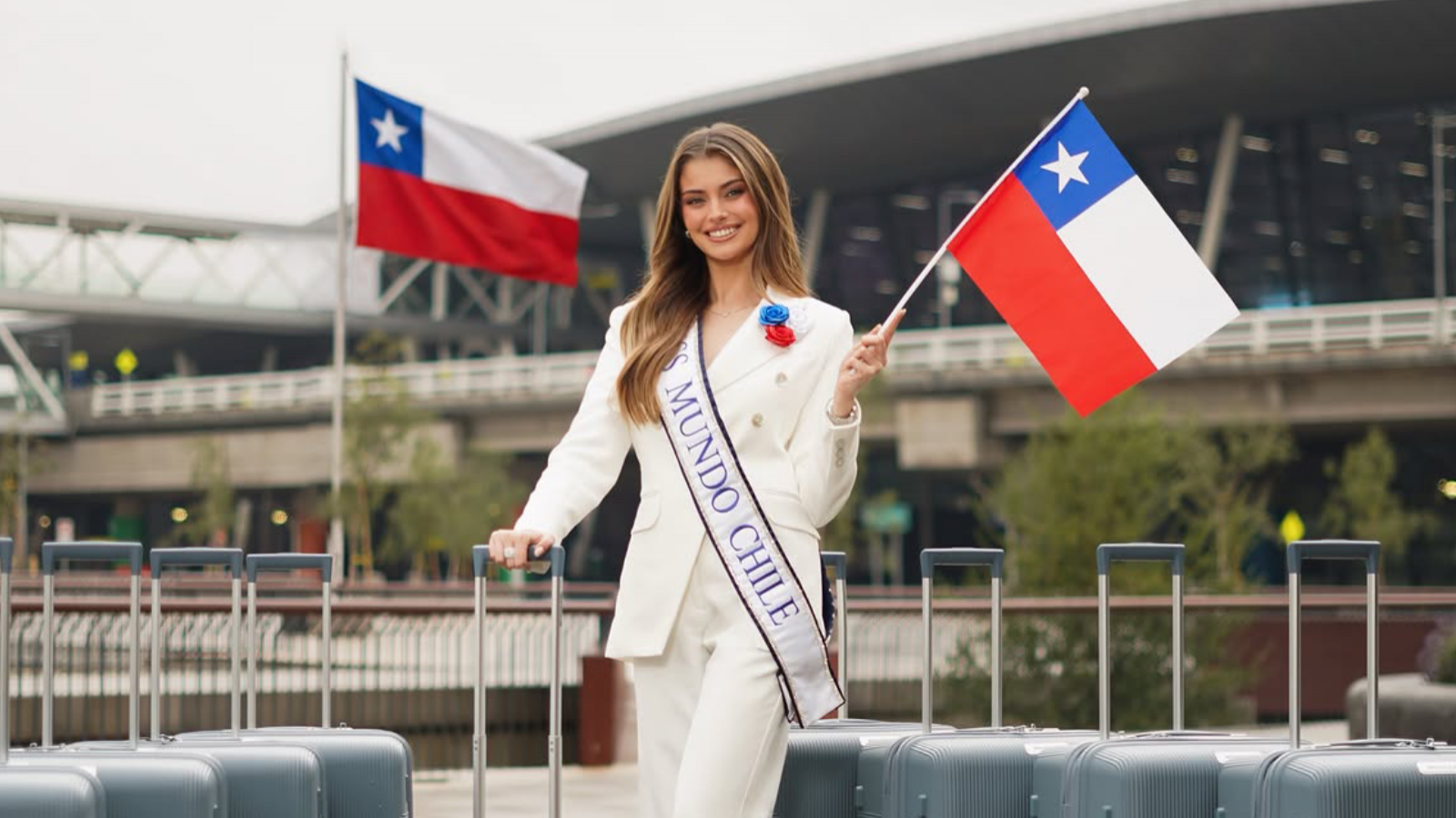 Ignacia Fernández parte rumbo a Vietnam para el Miss Mundo 2026
