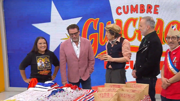 Todos a votar: Dani y Pamela responden el cuestionario Guachaca de Dióscoro Rojas
