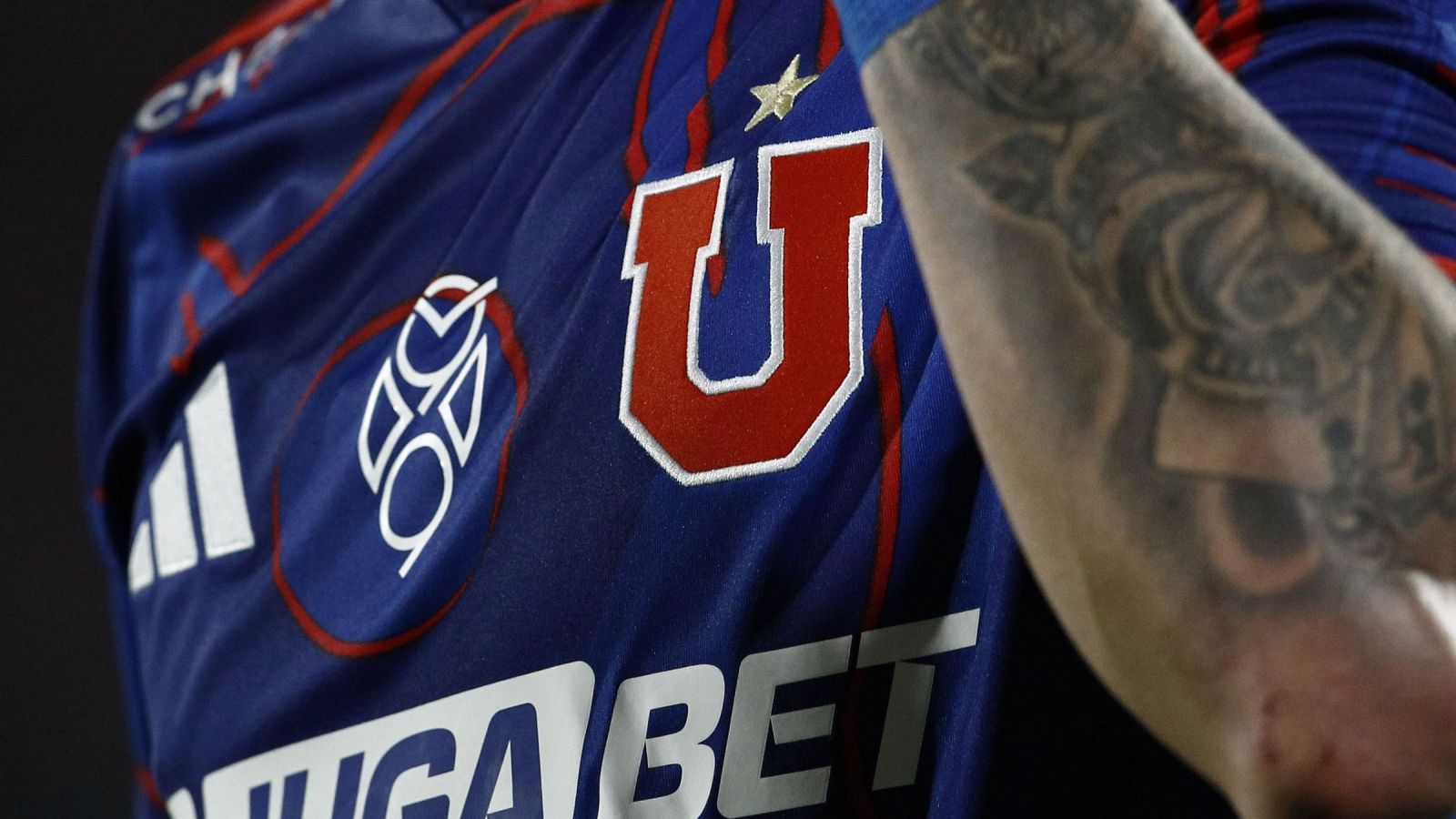 Universidad de Chile se "refuerza" con un exintegrante de la Selección Chilena
