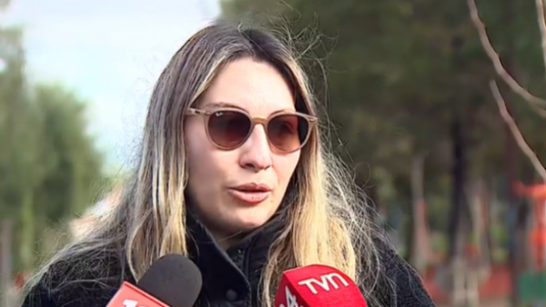 <p>"Gracias a Dios los niños se bajaron": madre relata traumática encerrona junto a sus hijos</p>"Gracias a Dios los niños se bajaron": madre relata traumática encerrona junto a sus hijos
