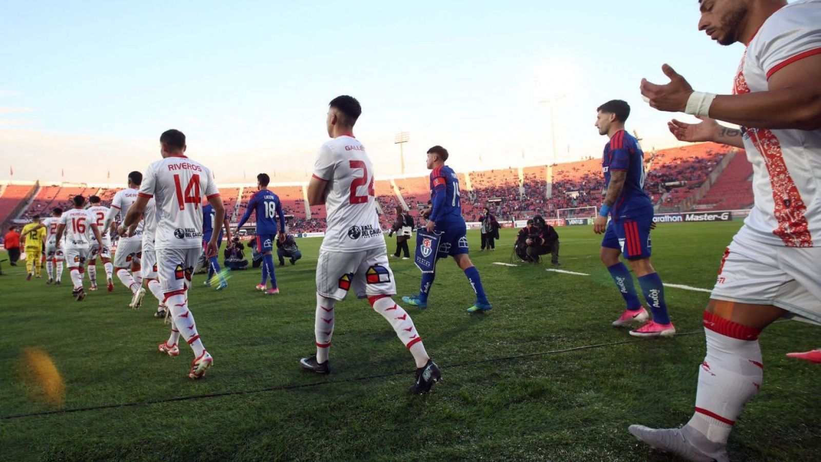 Escándalo en el fútbol chileno: "El futbolista fue desvinculado tras protagonizar un acto de indisciplina"
