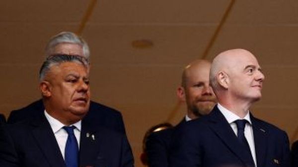 "Seguir trabajando bajo su liderazgo": AFA entrega respaldo a Gianni Infantino en medio de la crisis en la FIFA
