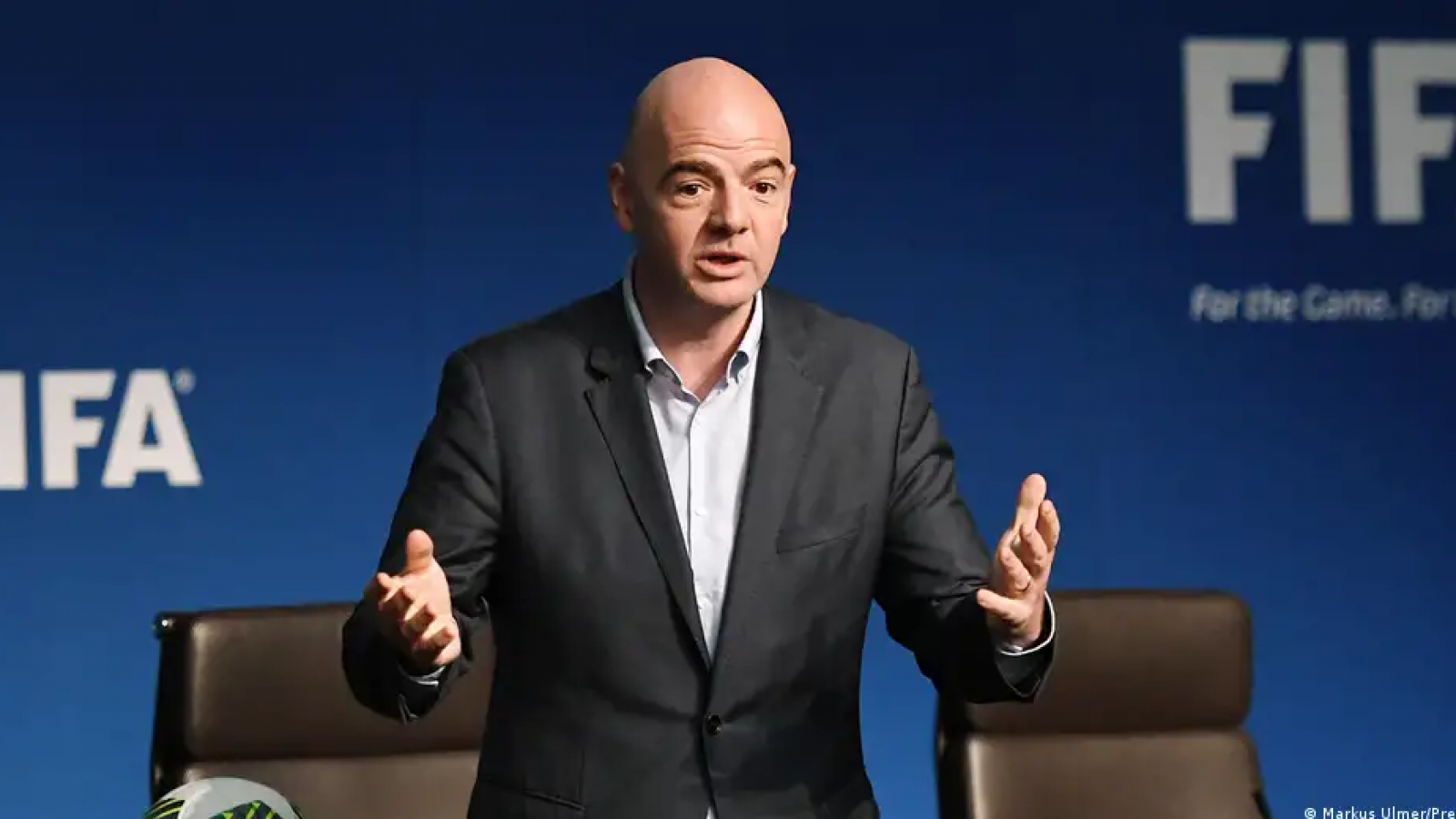 <p>Cómo Gianni Infantino llegó a regir el fútbol mundial</p>
