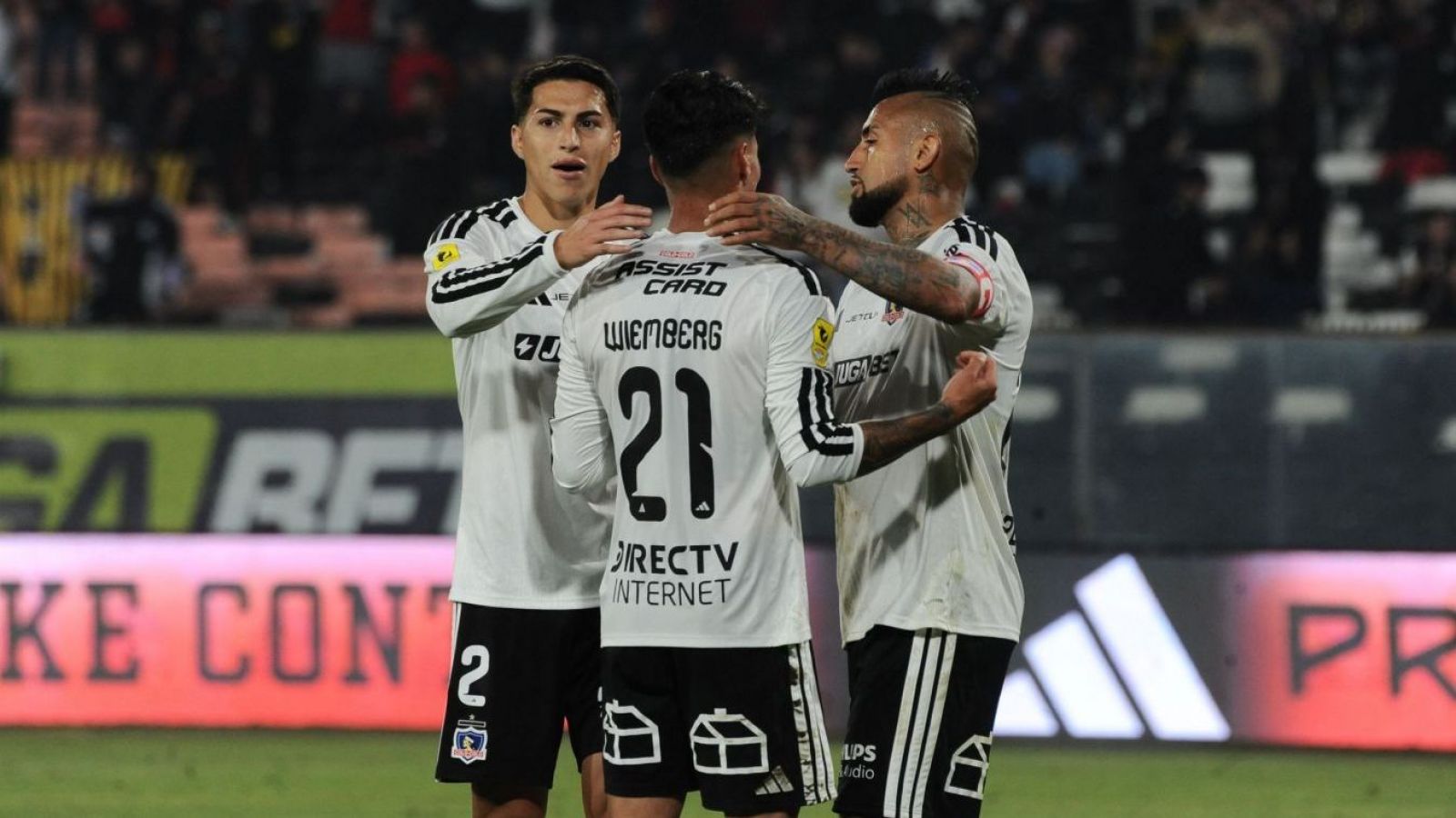 "¿Qué hace ahí?": Colo Colo presentó formación contra Unión La Calera y todos se dieron cuenta de un detalle
