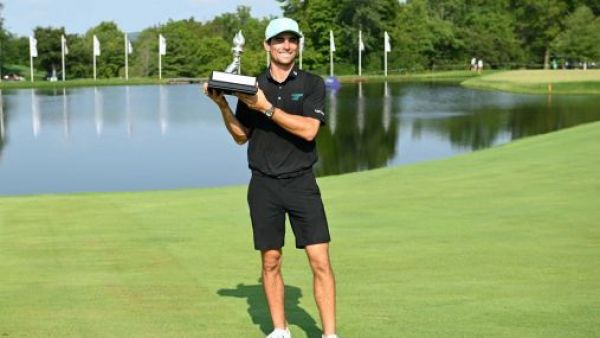 Con Donald Trump como espectador de lujo: Joaquín Niemann conquista su noveno título en el LIV Golf
