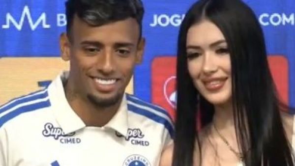 La incómoda presentación en Cruzeiro: El gesto de la novia del jugador que se hizo viral
