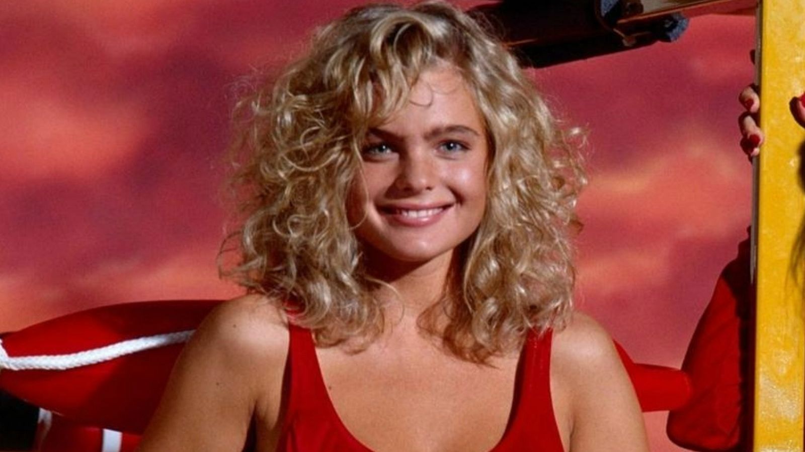 <p>Estrella de Baywatch anuncia su debut en OnlyFans a los 56 años</p>
