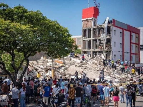 Colombia intensifica esfuerzos de rescate tras terremoto, se espera que aumente el número de muertos