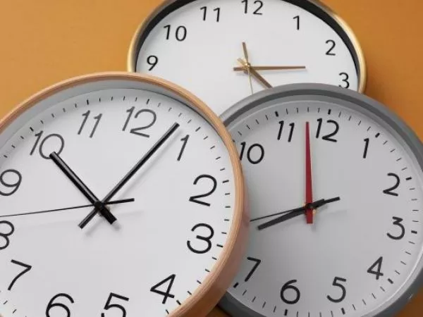 Horario de verano en Chile: cuándo se adelantarán los relojes y qué regiones quedarán fuera