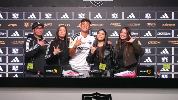 "Oveja negra": la respuesta de Iván Román que causó carcajadas en su presentación en Colo Colo
