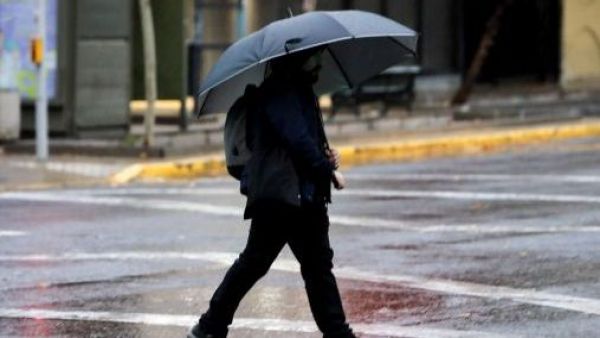 <p>Sistema frontal llega a Santiago: cuándo será el peak de las lluvias y cuánto podría caer</p>Sistema frontal llega a Santiago: cuándo será el peak de las lluvias y cuánto podría caer
