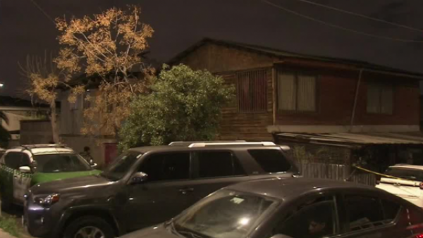 <p>Hombre mata a su hermano tras discusión familiar en Lo Prado</p>Hombre mata a su hermano tras discusión familiar en Lo Prado
