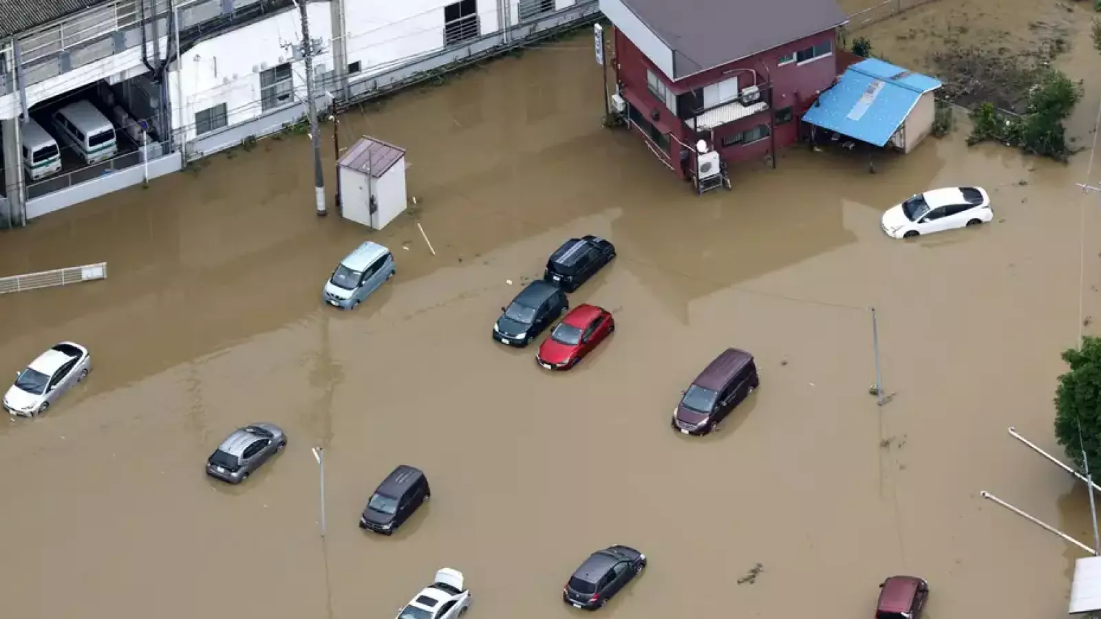 Al menos seis muertos por lluvias e inundaciones en Japón