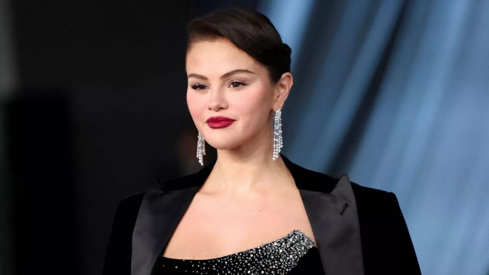Demandan a Selena Gómez por presunto fraude ligado a su empresa de salud mental