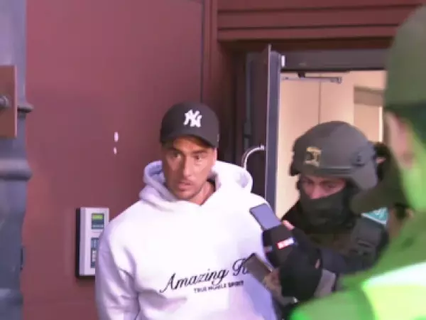 Camilo Huerta es detenido en aeropuerto de Santiago por operación “Imperio de Ámsterdam”
