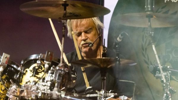 <p>Muere Frank Beard, histórico baterista de ZZ Top, a los 77 años</p>Muere Frank Beard, histórico baterista de ZZ Top, a los 77 años
