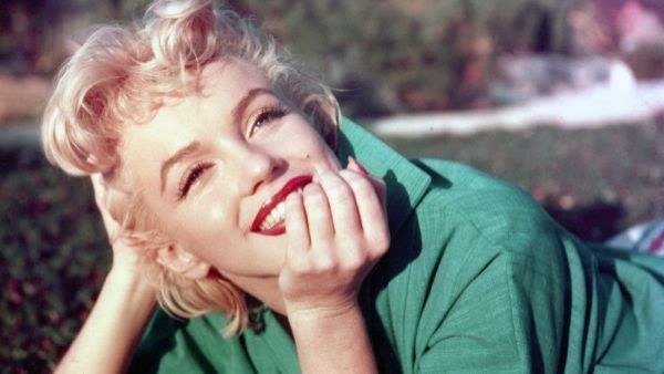 <p>Barbie Marilyn Monroe</p>El homenaje de Barbie a Marilyn Monroe: lanzan muñeca inspirada en su icónico look
