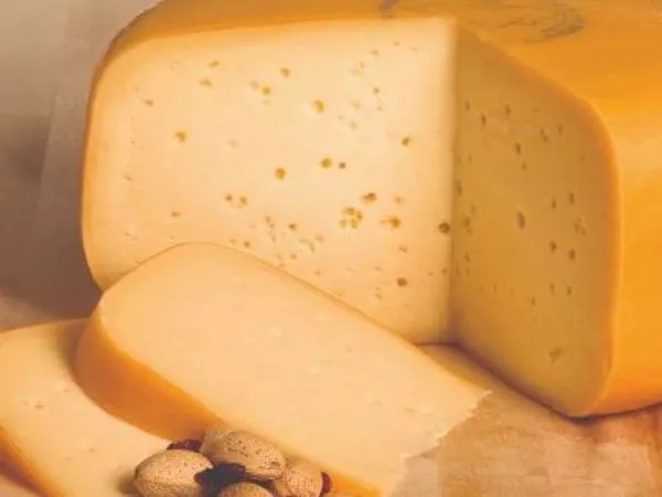 Minsal emite Alerta Alimentaria por queso mantecoso con Listeria