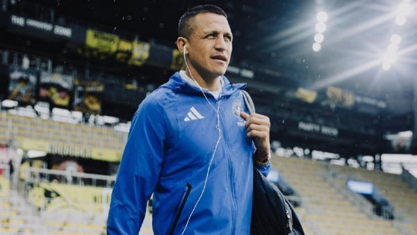 CF Montréal confirmó formación contra Columbus Crew y así reaccionaron los hinchas chilenos
