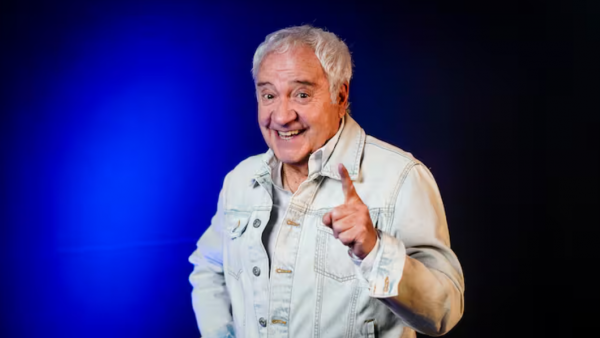 José Alfredo “Pollo” Fuentes celebrará sus 60 años de carrera y su cumpleaños en el Teatro Caupolicán
