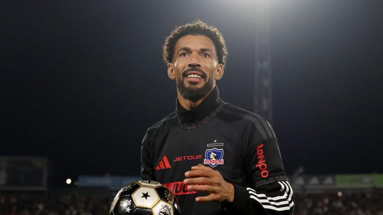 "Que viva el partido": Fijan fecha para el debut de Vozinha en Colo Colo
