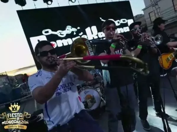 La energía del ska llegó con Rompe Kadenas a la Fiesta de la Longaniza