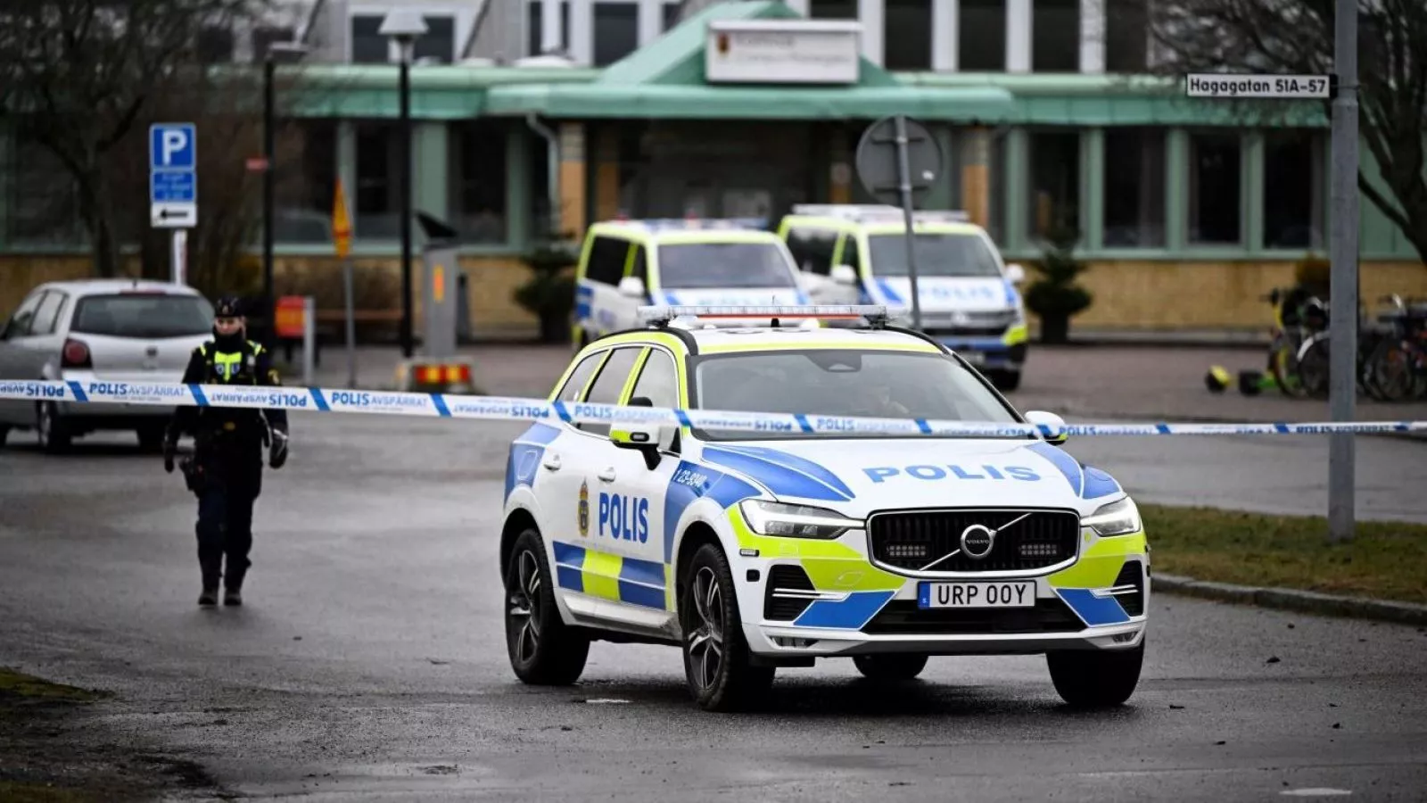 Ataque con espada en instituto de Suecia deja tres heridos graves y un detenido