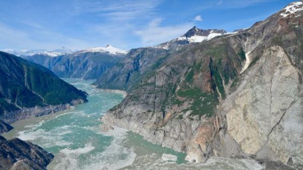 <p>Tragedia en Alaska: ocho personas mueren tras accidente de avión chárter</p>Tragedia en Alaska: ocho personas mueren tras accidente de avión chárter
