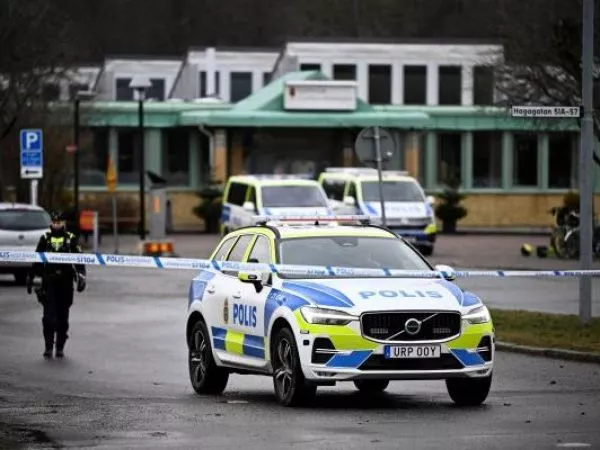 Ataque con espada en instituto de Suecia deja tres heridos graves y un detenido
