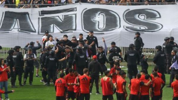 Invasión a la cancha y 11 detenidos: los incidentes que marcaron el "Arengazo" de Colo Colo
