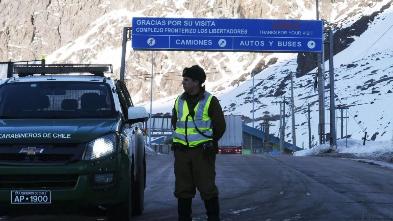 Cierran paso Los Libertadores por nevadas y condiciones adversas en la cordillera