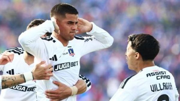"Más de una calle": la serie de publicaciones de Colo Colo tras ganarle a Universidad de Chile
