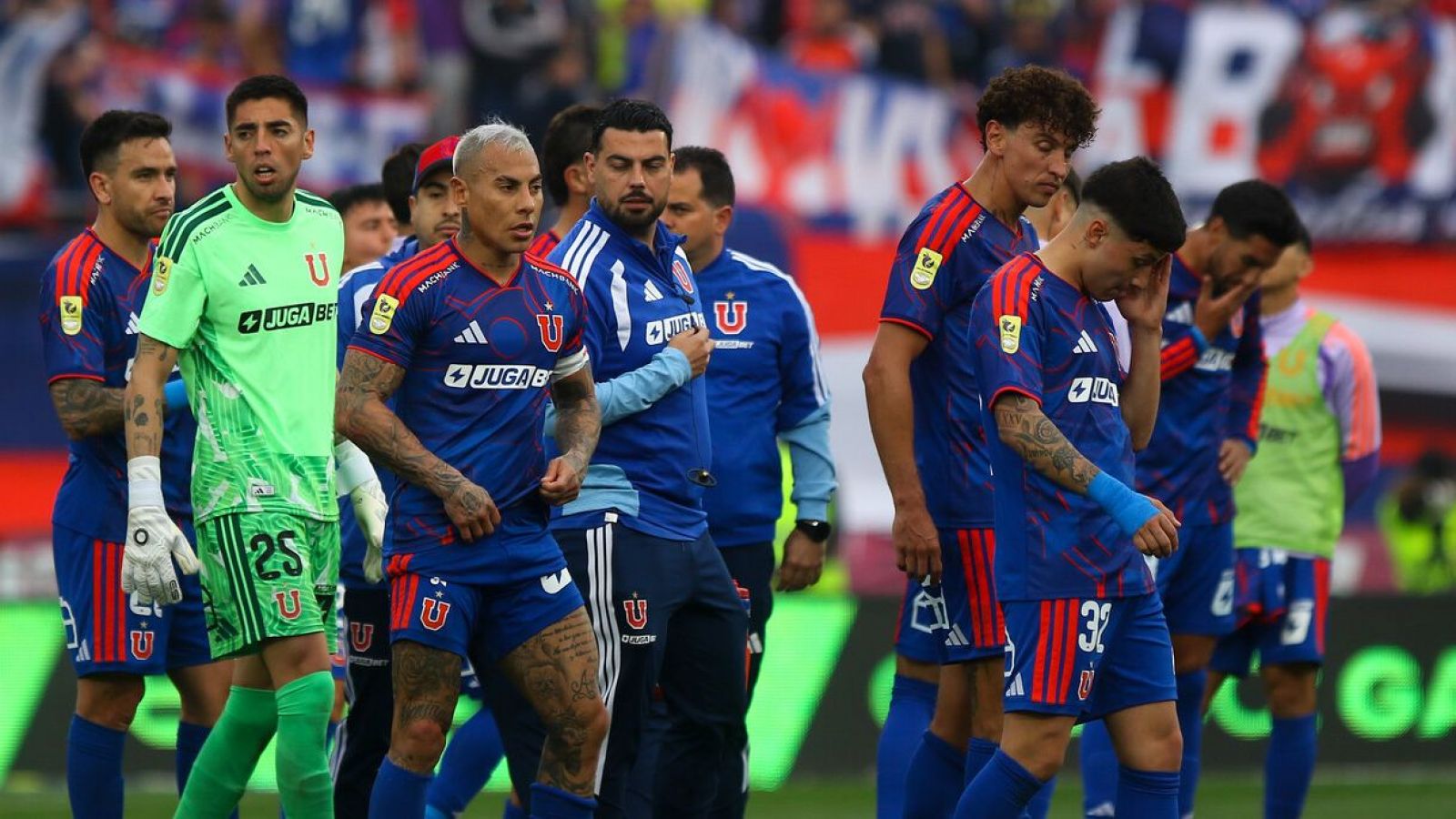El lienzo de la barra de Universidad de Chile que generó una ola de burlas de Colo Colo
