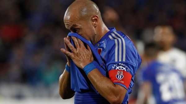 "Farmear trauma": La imagen de Marcelo Díaz que generó ola de comentarios tras el Superclásico
