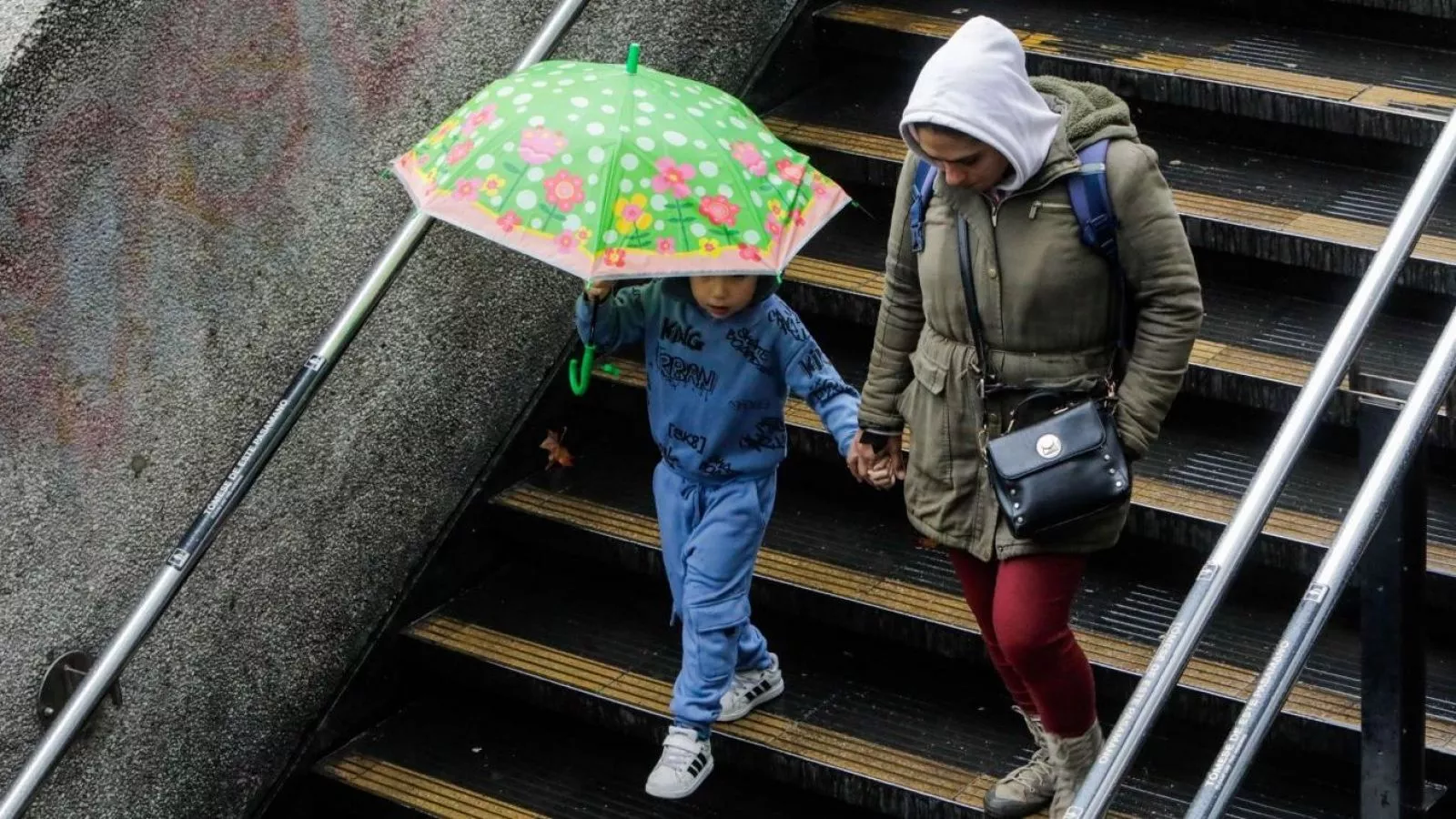 Lluvias marcarán los próximos días en Santiago: conoce el pronóstico