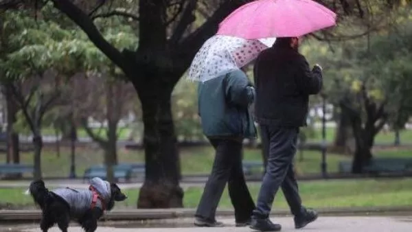 Sistema frontal dejará nuevas lluvias en Santiago: revisa cuándo comenzarán las precipitaciones