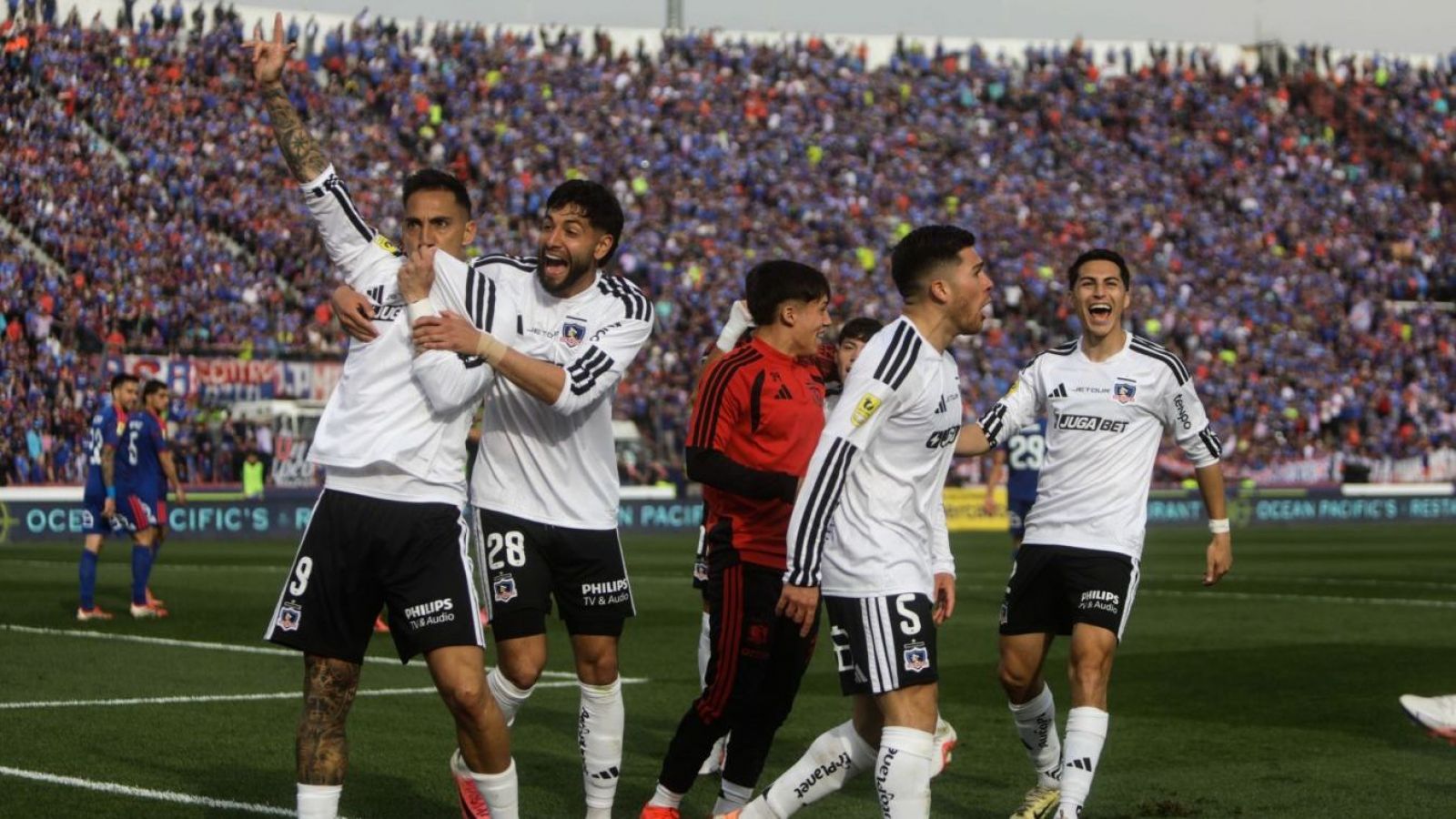 La denuncia del árbitro Juan Lara que complica a Colo Colo tras el Superclásico
