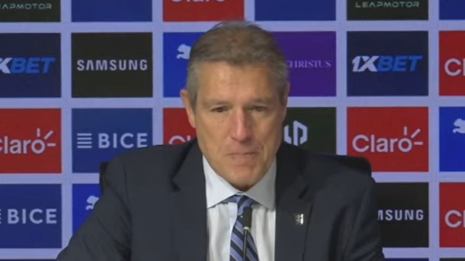 "Somos el mejor club de Chile": La emoción de "Tati" Buljubasich en su despedida de Universidad Católica
