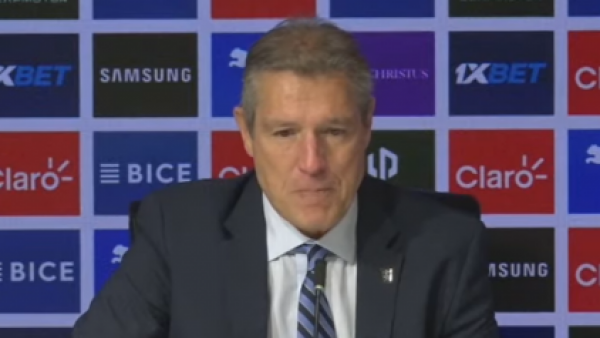 "Somos el mejor club de Chile": La emoción de "Tati" Buljubasich en su despedida de Universidad Católica
