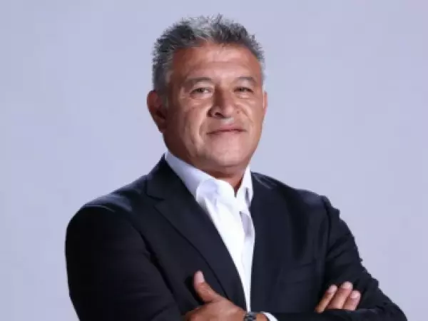 Claudio Borghi lanza furiosa respuesta tras ser tildado de 