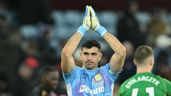 Bomba en la Premier League: "Dibu" Martínez deja el Aston Villa y será refuerzo del Chelsea
