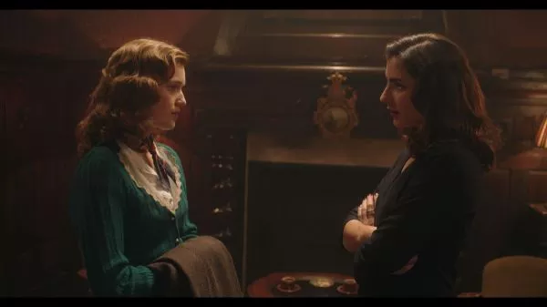 Fernanda Finsterbusch y Carmen Zabala debutan en TVN con “El peligro de quererte”