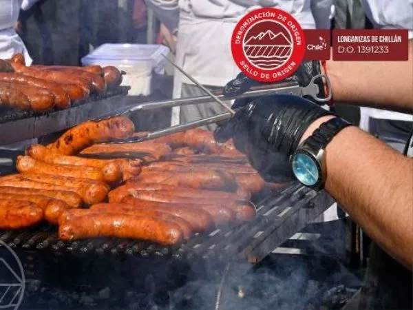 Longaniza de Chillán obtiene Denominación de Origen y recibe respaldo legal de INAPI