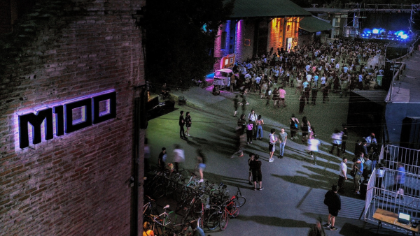 Matucana 100 de aniversario: El icónico centro cultural de quinta normal celebra 25 años
