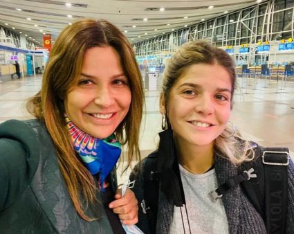 "Estoy muerta de miedo": El importante rol que asumirá Savka Pollak en el matrimonio de su hija en España

