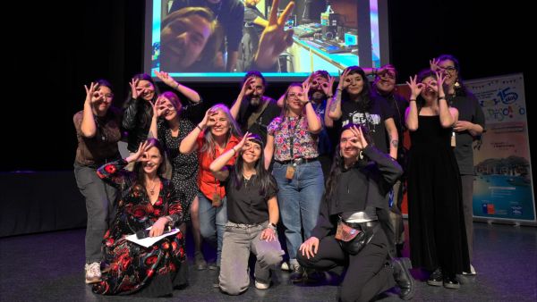 Festival Ojo de Pescado premia cinco categorías y homenajea a Ignacio Aliaga
