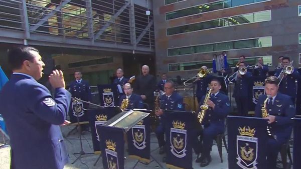 La Fuerza Áerea de Chile interpreta su himno institucional en la Parada Musical de TVN
